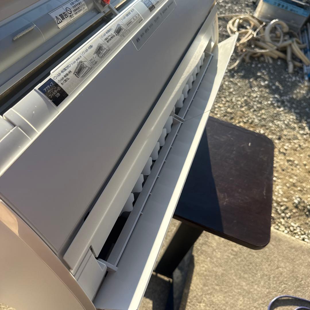 引き取り限定Panasonic CS-X638C2-W 200V 20畳用