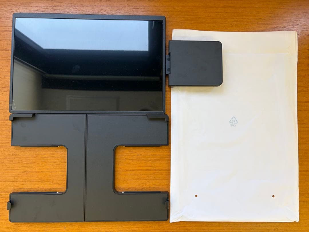 splay 14.1インチ ポータブルディスプレイ