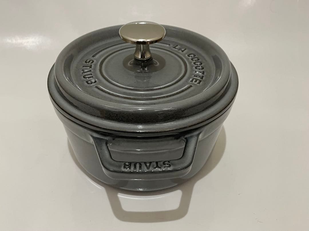 ストウブ　ココット 16cm グレー