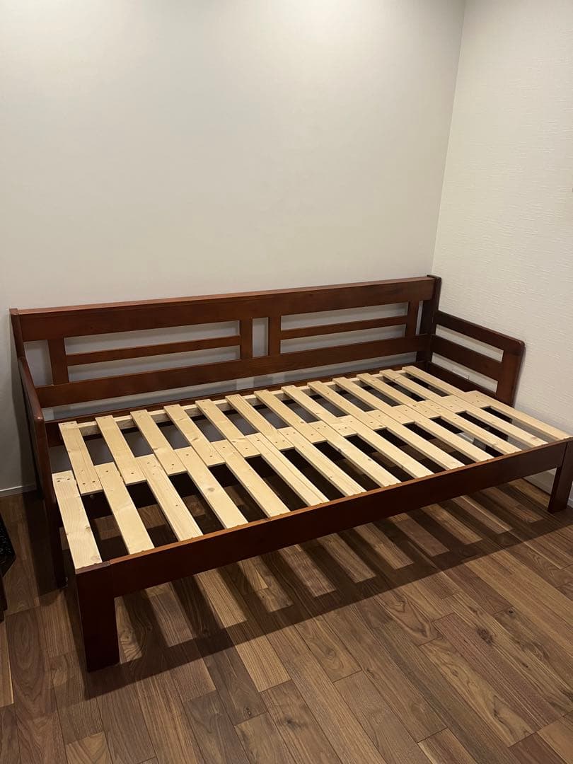 【セール中】天然木　すのこ　ソファベッド　シングル　マットレス