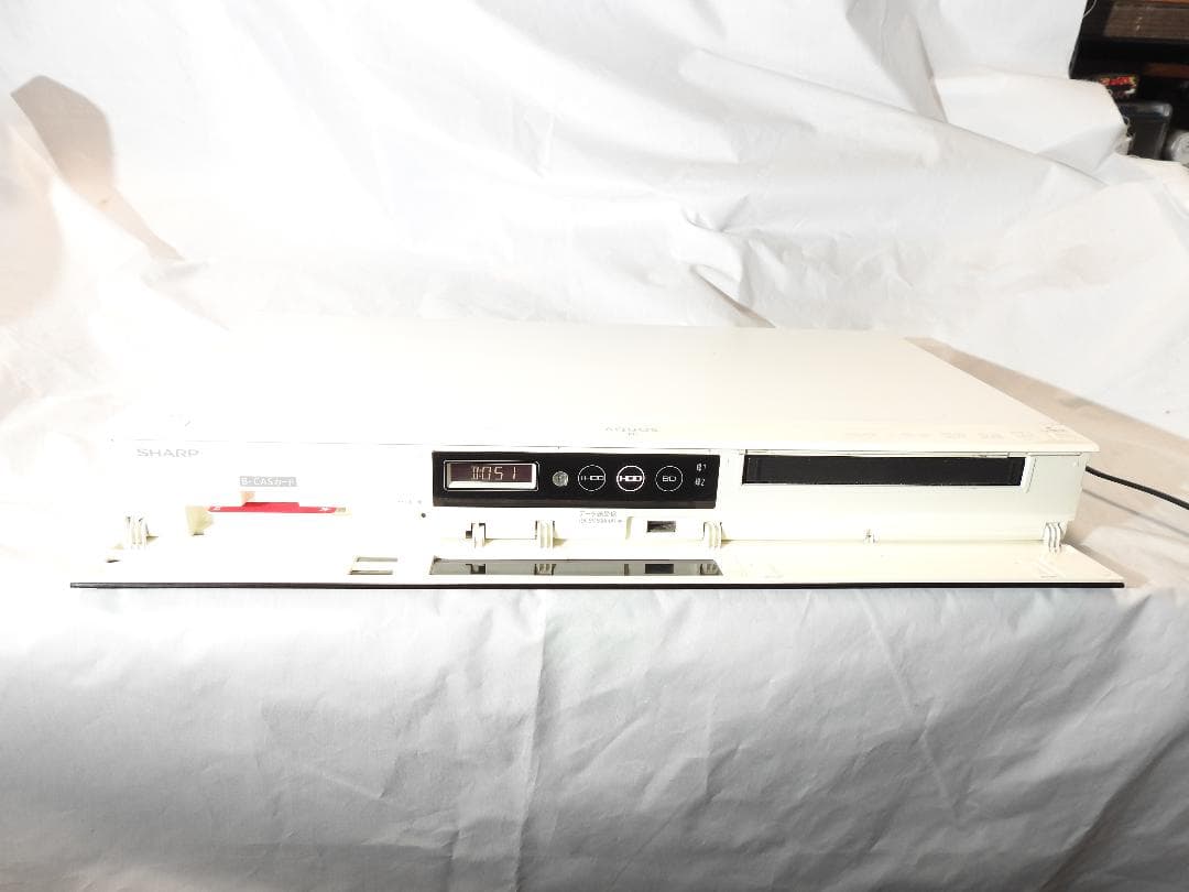 SHARP BD-W1800W ブルーレイレコーダー　2番組録画