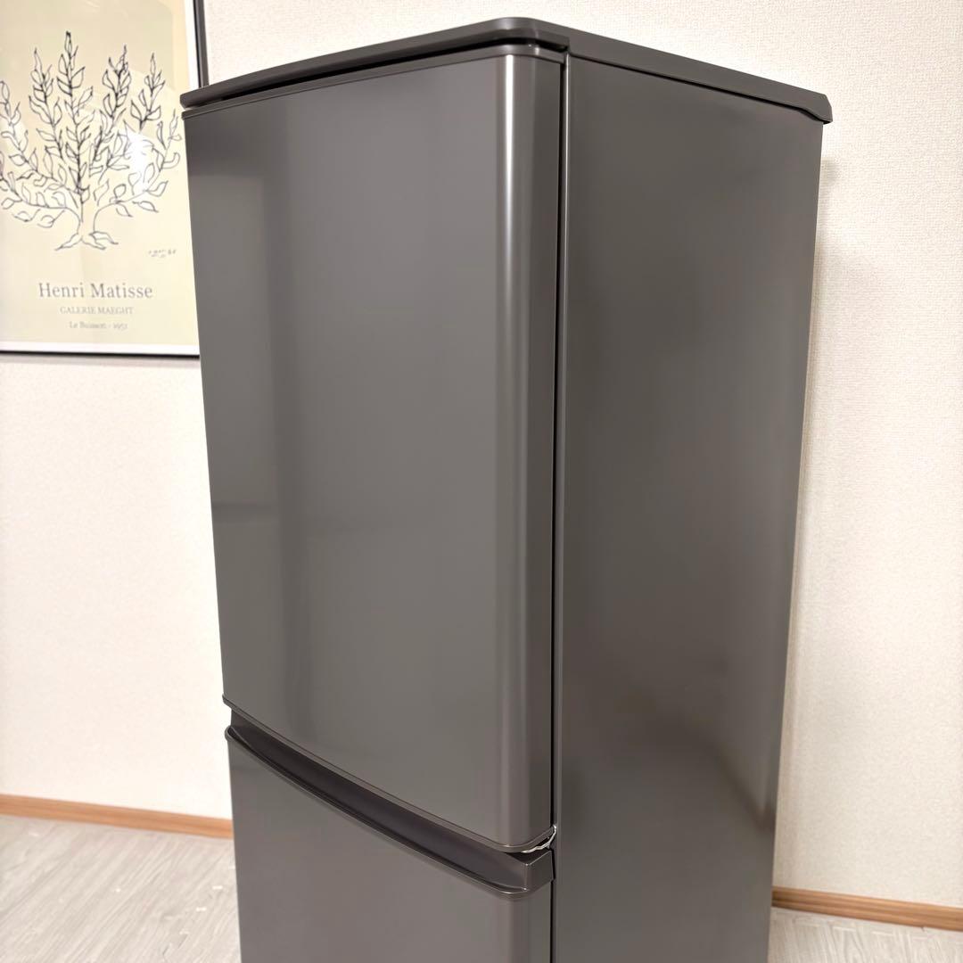 2024 冷蔵庫 一人暮らし 単身用 小型 保証付 送料無料 三菱 未使用に近い