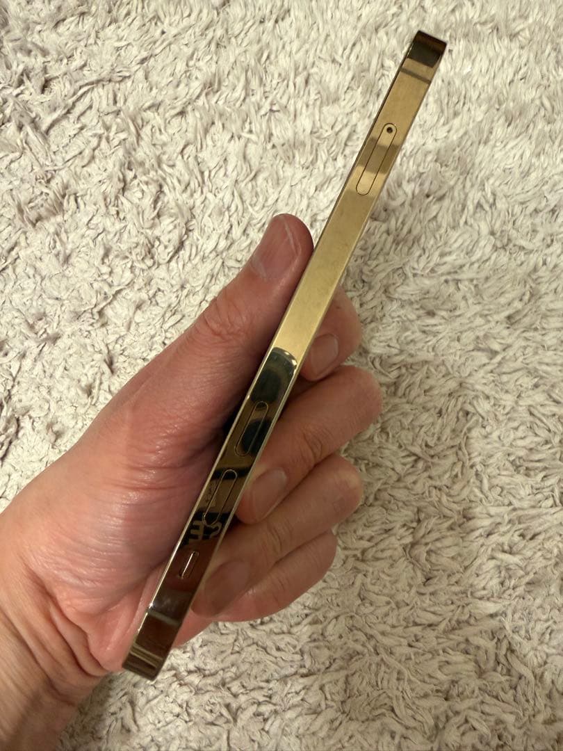 【美品】iPhone 12 Pro 256GB ゴールド SIMフリー白ロム