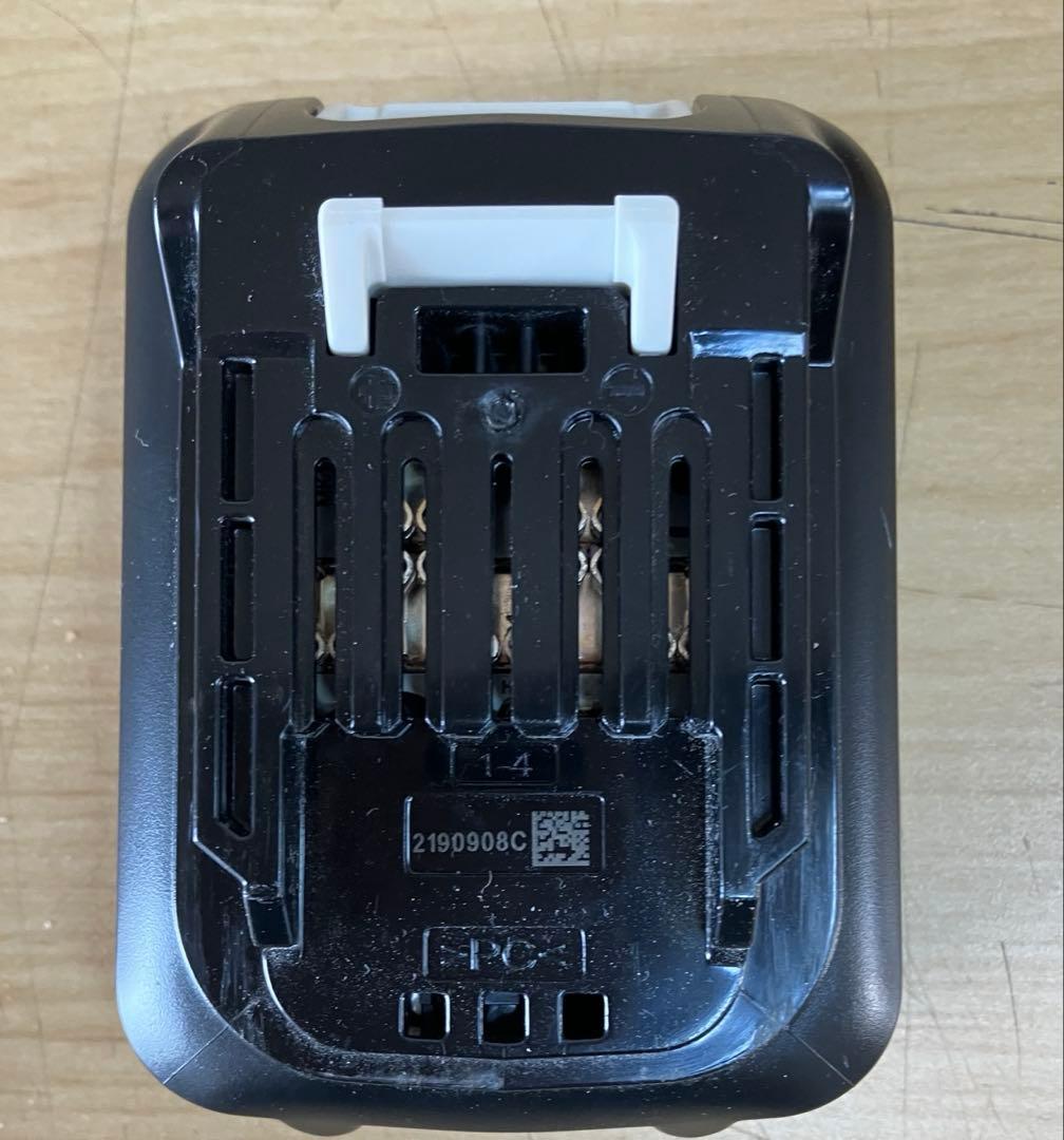 【稼働品】マキタ 充電式クリーナー CL107FD 充電器 バッテリー付き掃除機