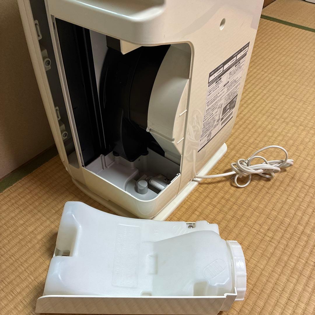 ダイキン　光速ストリーマ 加湿空気清浄機 ホワイト