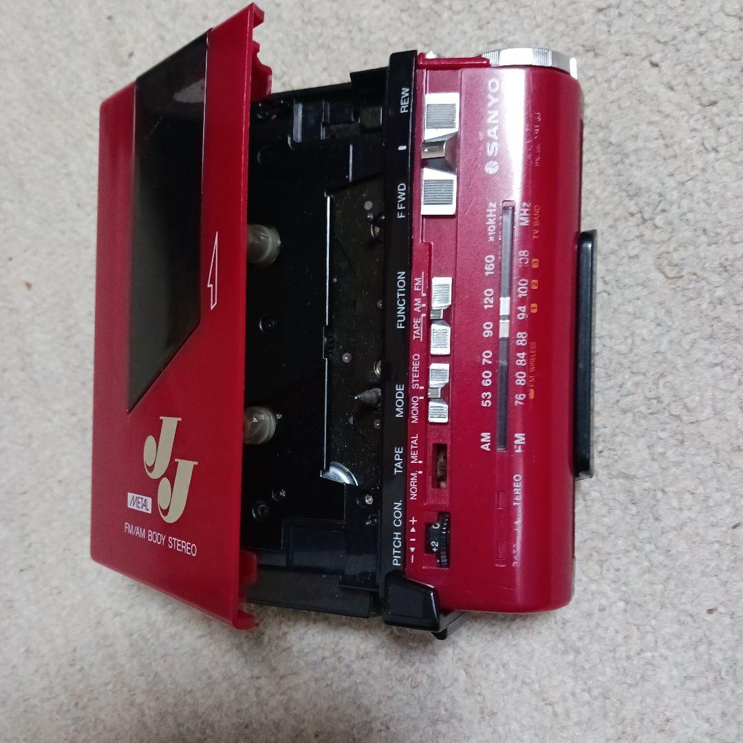 ポータブルカセットプレーヤー