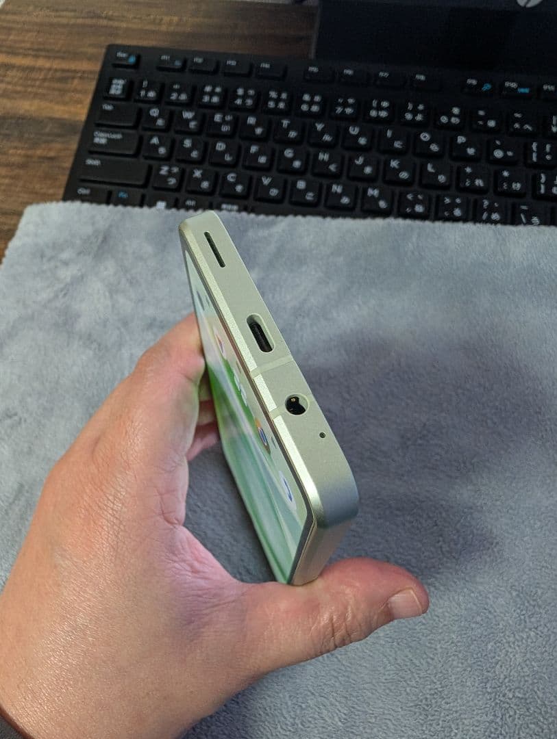 美品、AQUOS sense8（docomo）SIMフリー