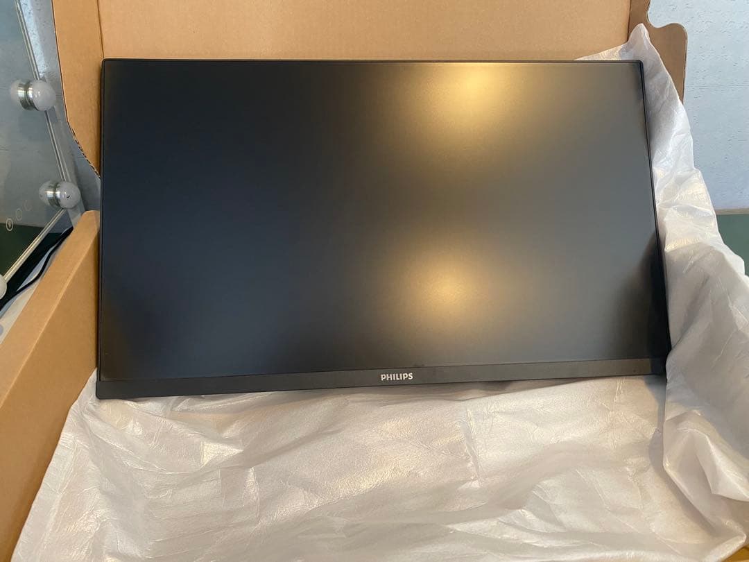 Philips 23.8インチ WQHD モニターオリジナルボックス