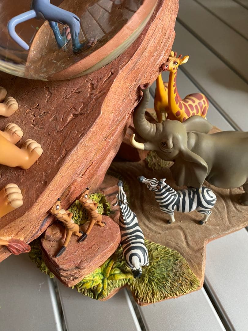 25周年記念限定品　ライオンキングキング・スノーグローブ　オルゴール　レア