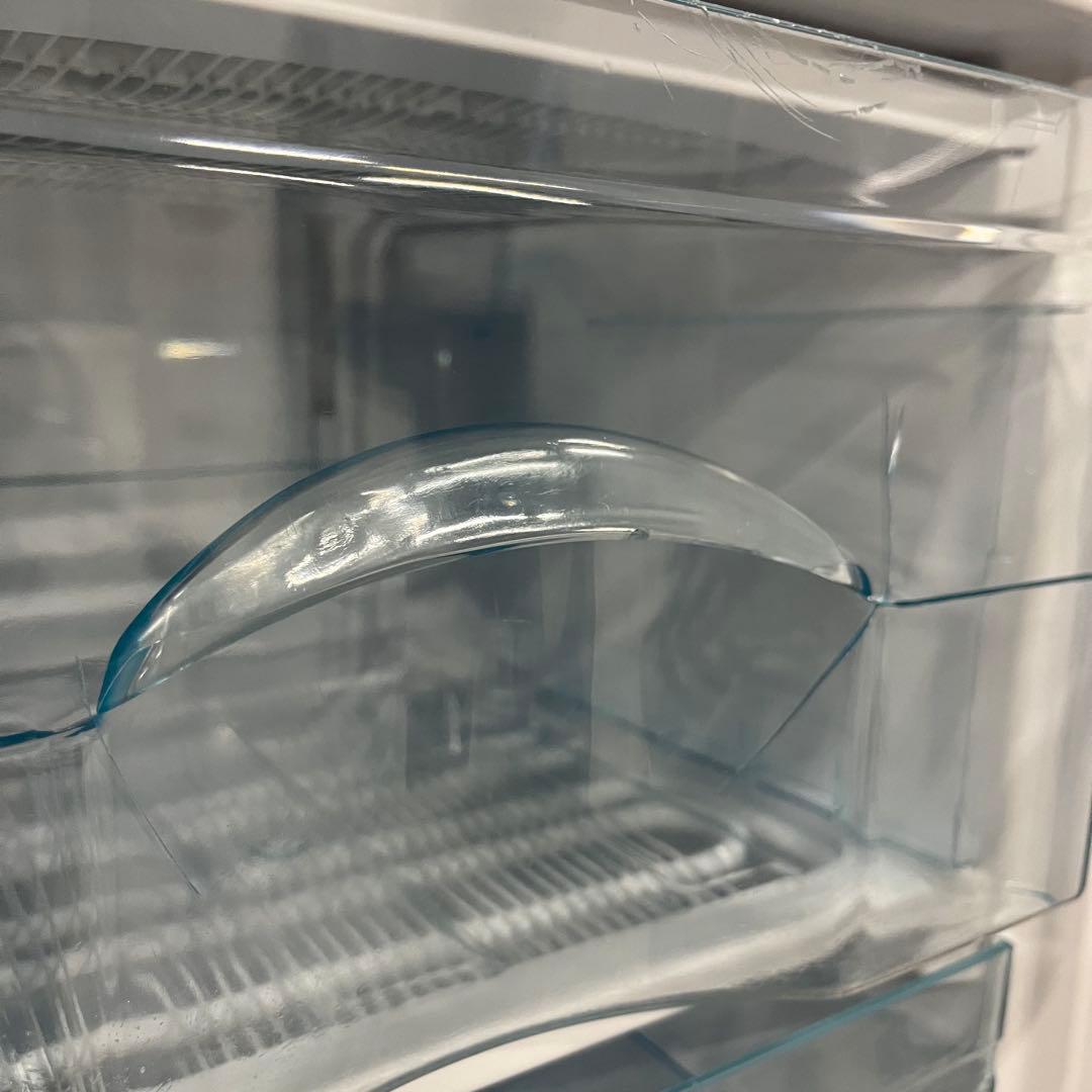 一都三県限定　配送設置無料　1ドア冷凍庫　2018年製　BESTEK 60L