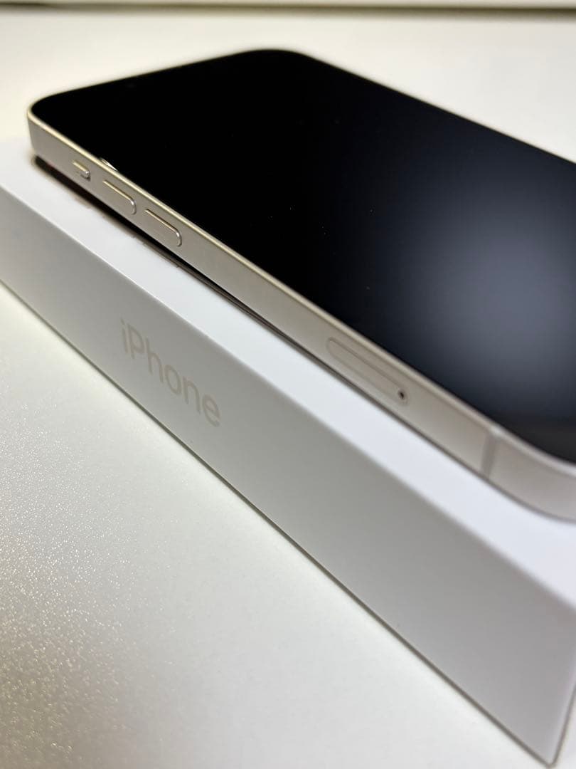 Apple iPhone 14 128GB ホワイト 本体　simフリー