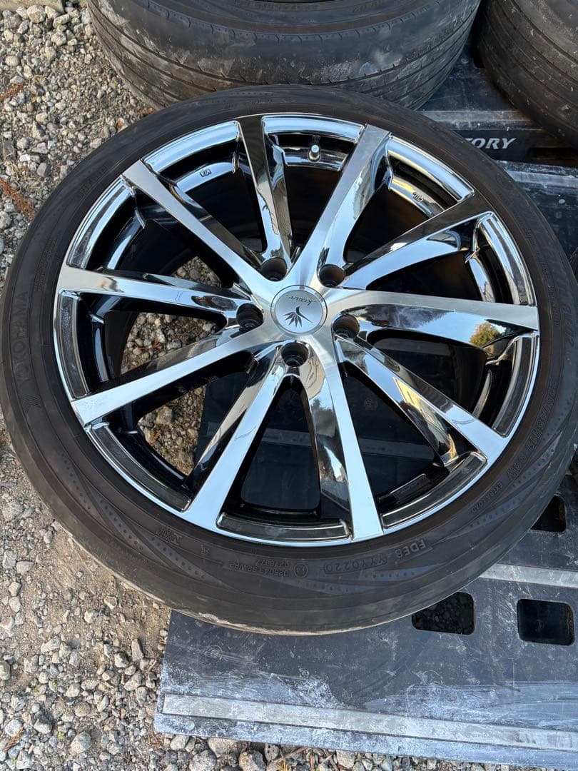 クレンツェ19インチ アルミホイールセット タイヤ付き