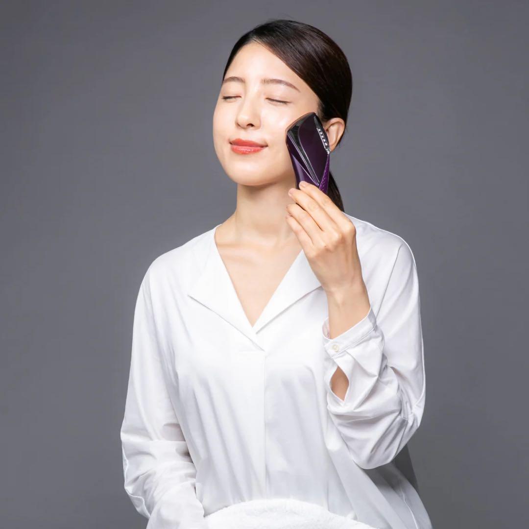 【新品未開封】the Vzusa - メデューサ ロイヤルパープル 美顔器