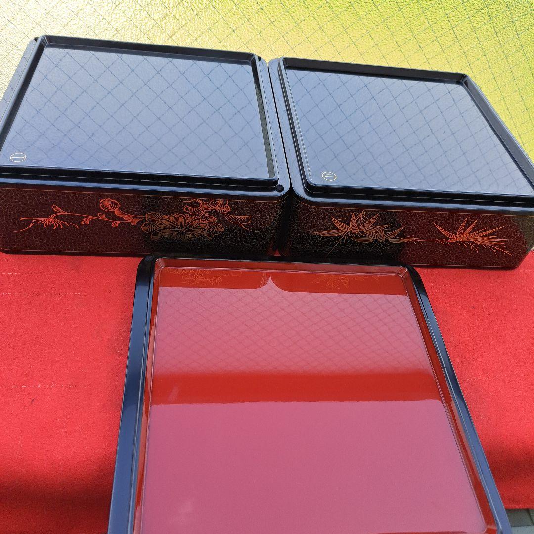 専用品【輪島塗　7.5寸\"2段重箱&重箱台】布着本堅地　沈金\"四君子　未使用品