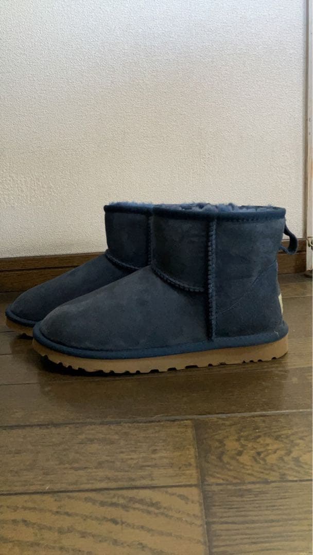 アグ、ムートンブーツ　クラッシックミニ 24センチ