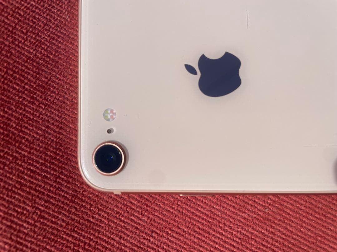 Apple iPhone 8 silver 本体