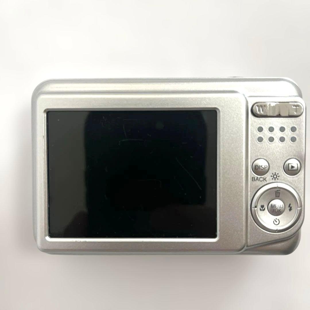 FUJIFILM FinePix AV100 単3電池駆動