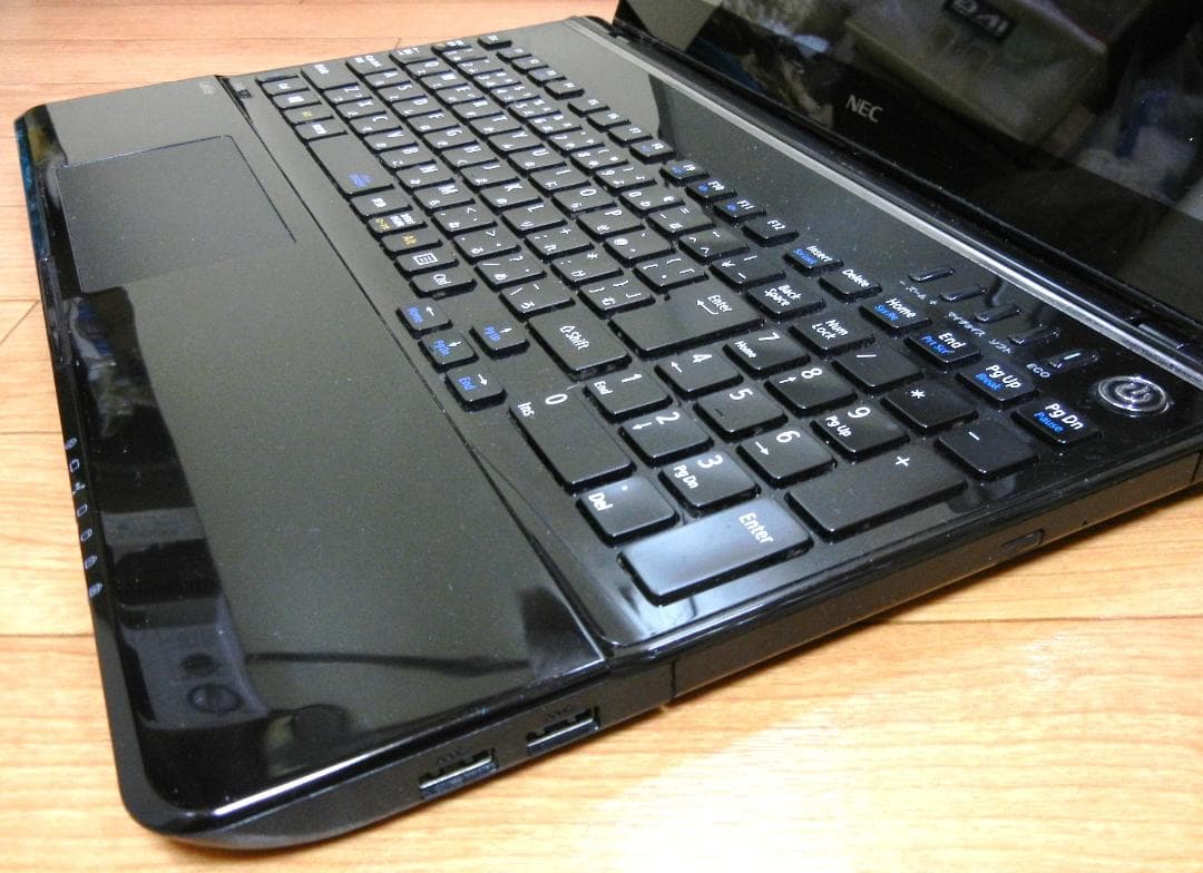 Core i5　SSD メモ８G オフィス付　NEC LaVie ノートパソコン