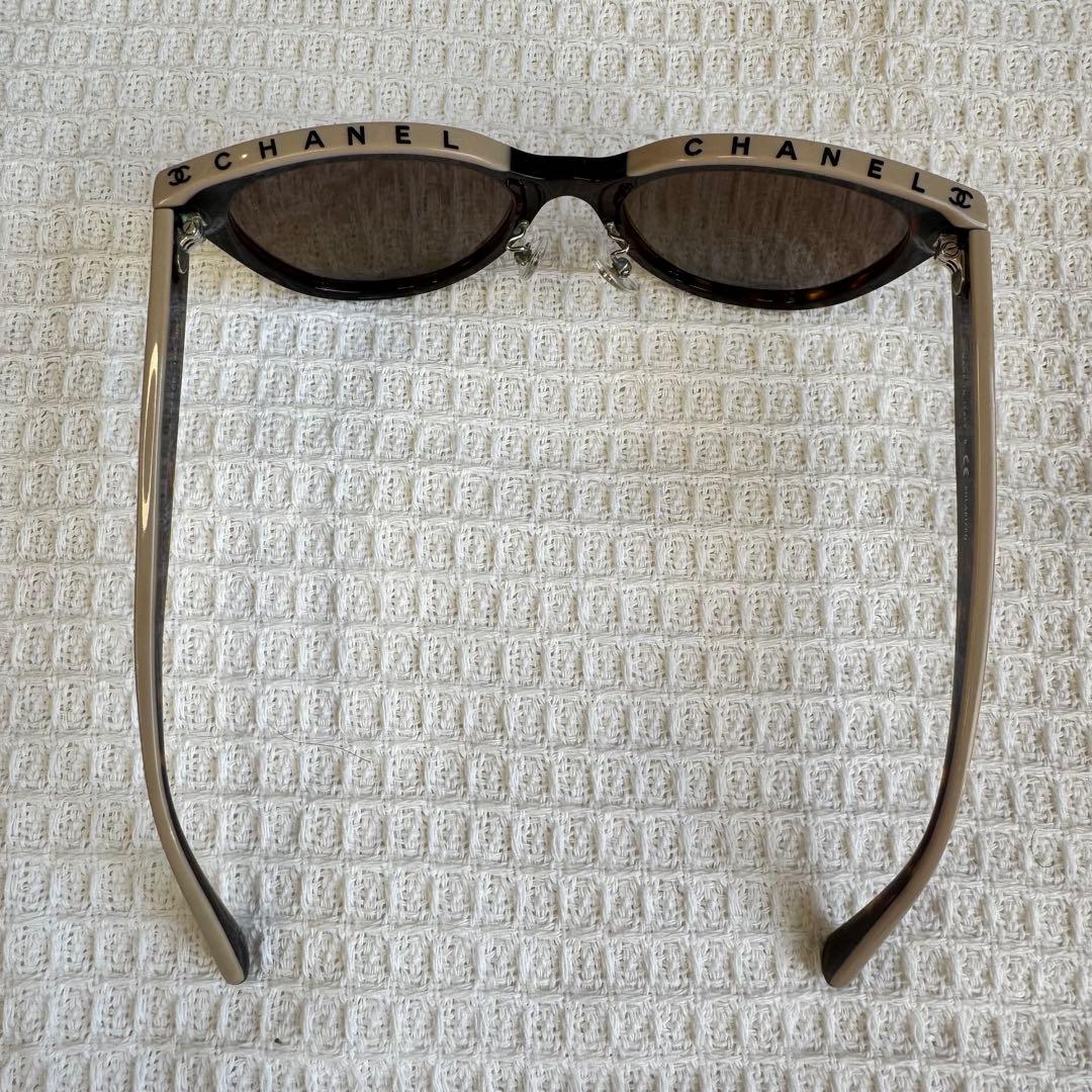 人気！シャネル5414 ベージュロゴH サングラス 箱付　掛けやすい鼻パット付