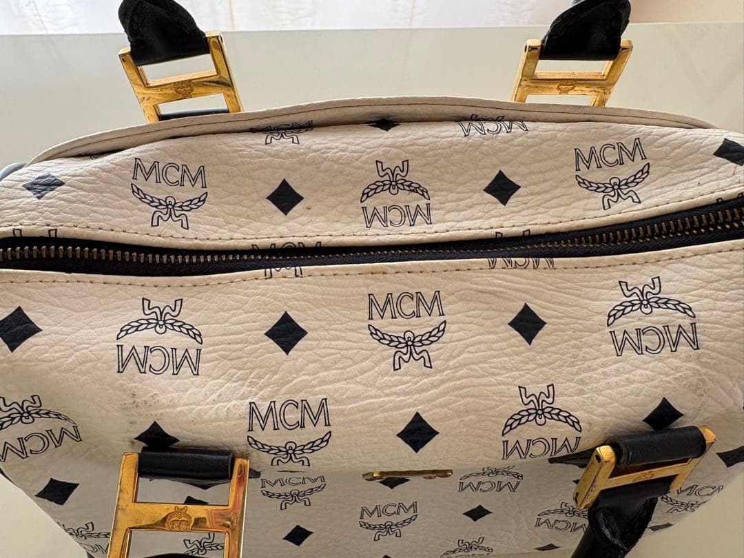 MCM ホワイト ロゴプリント ショルダーバッグ　2個セット