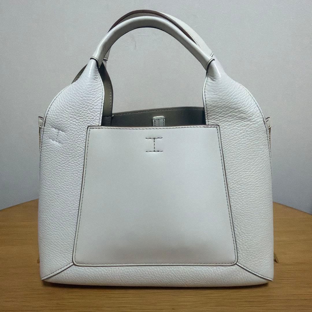 ト*ル様 FURLA GILDA M TOTE フルラ　トート　ジルダ　ショルダ