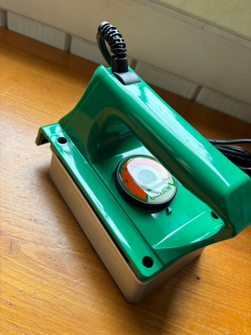 ワクシングアイロン