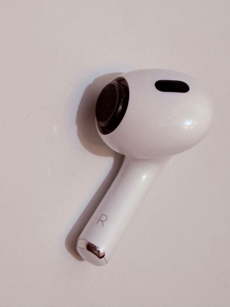 Apple AirPods Pro（第2世代）USB-C 動作確認済