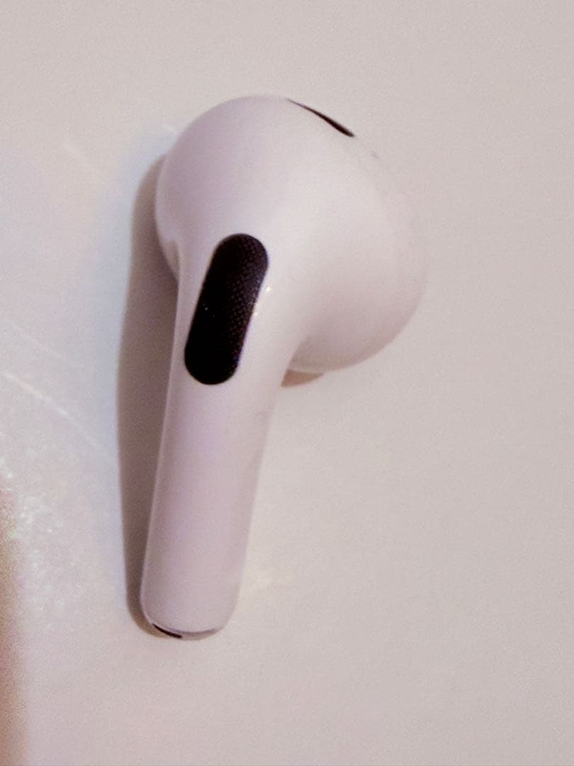 Apple AirPods Pro（第2世代）USB-C 動作確認済
