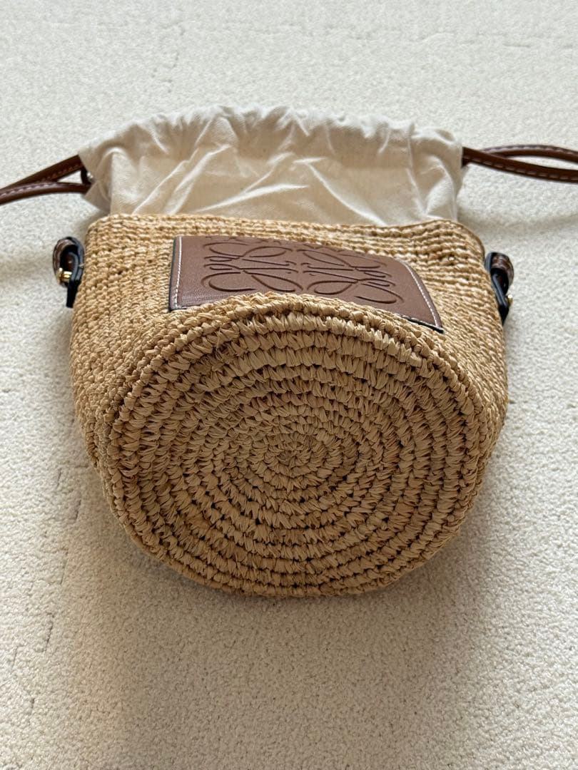 ロエベ　ラフィア　かごバッグ　ショルダー
