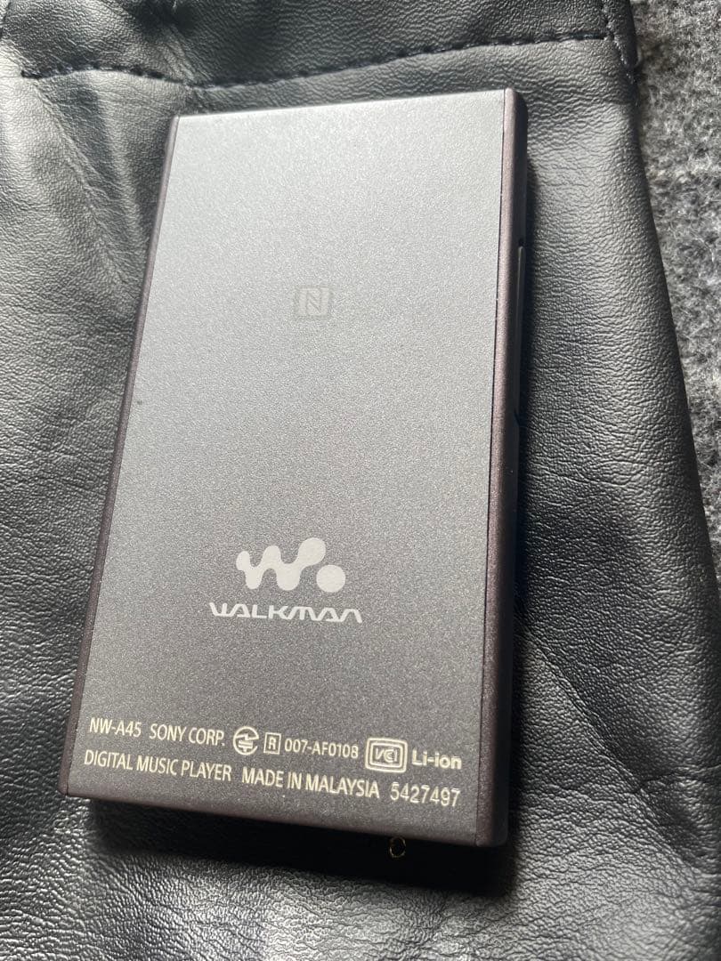 美品　SONY NW-A45 デジタルオーディオプレーヤー ウォークマン