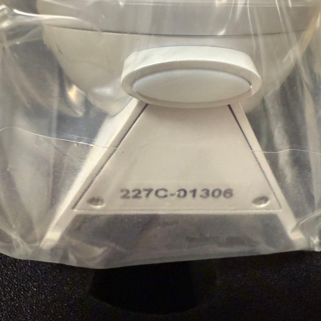 新品未使用！エイミー　ビーブラッシュ　美顔器　防水　顔・頭皮・目もとトータルケア