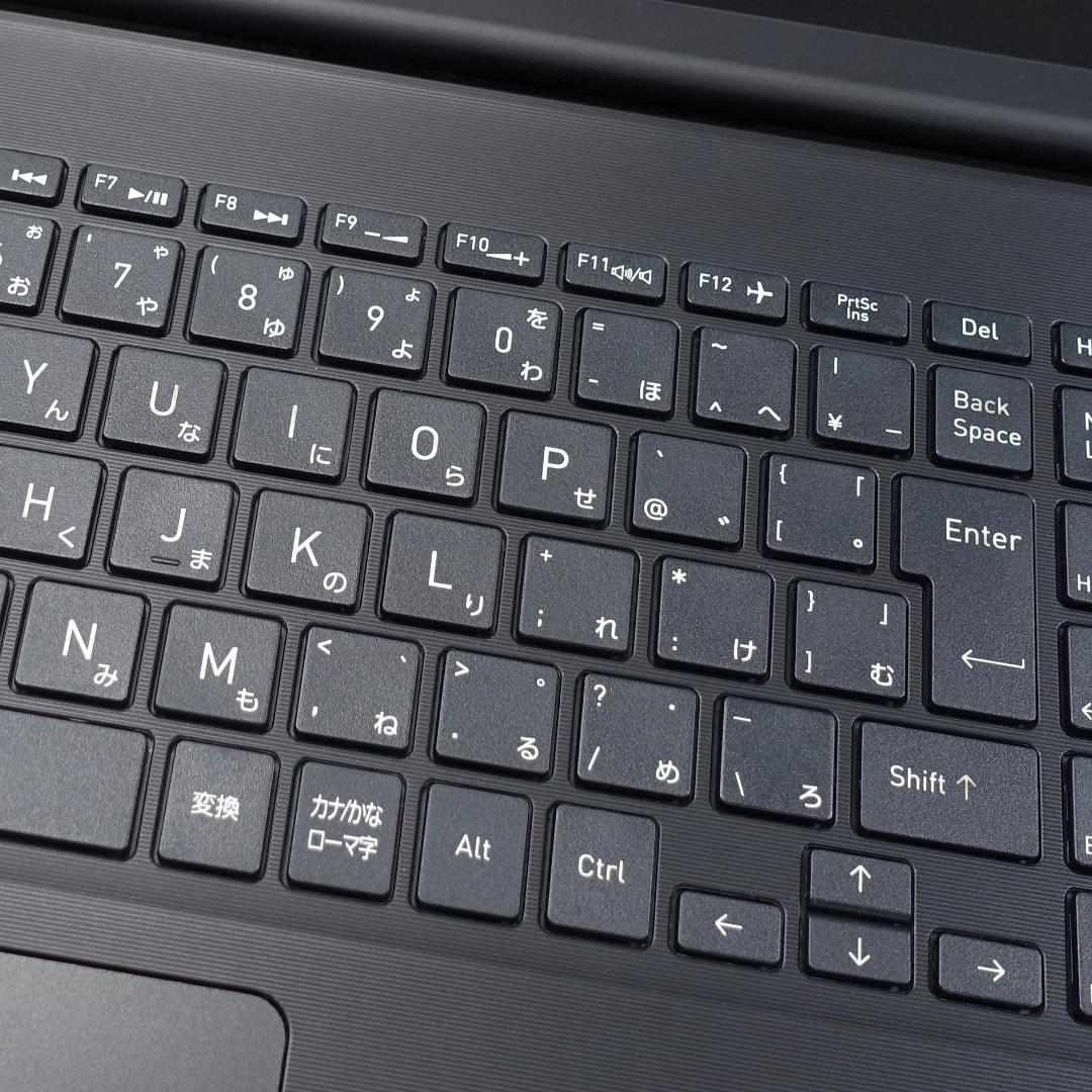 美品で神速の薄型１５インチ✨第１０世代ｉ５に超高速新品ＳＳＤ５００ＧＢ＆１６ＧＢ