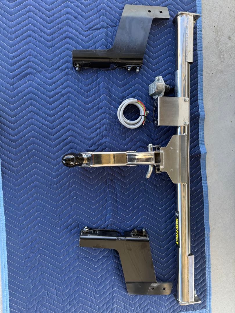 SUNTREX ステンレスヒッチメンバー 30アルファード前期