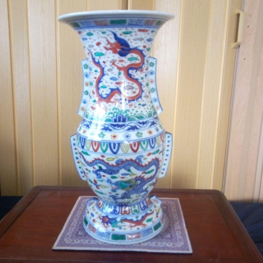 中国古玩　大明萬暦年製　五彩尊式花瓶