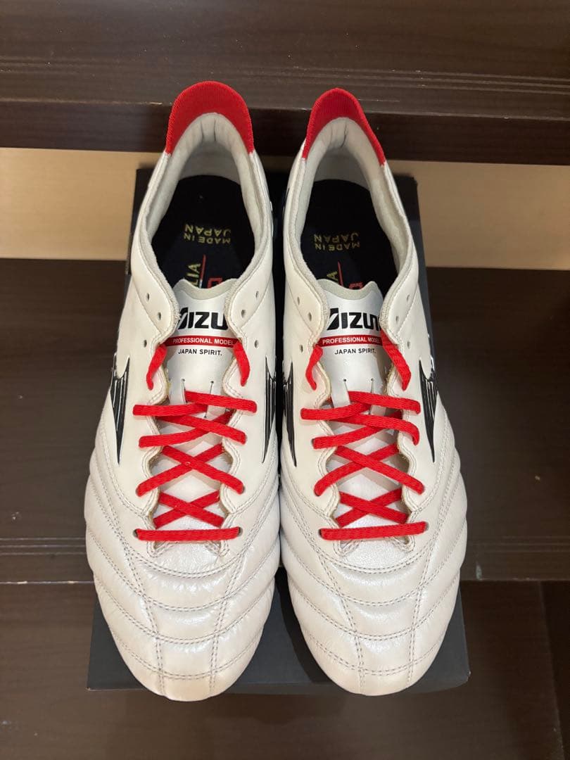 サッカースパイク　ミズノ　モレリアネオ3 JAPAN 新品　27cm