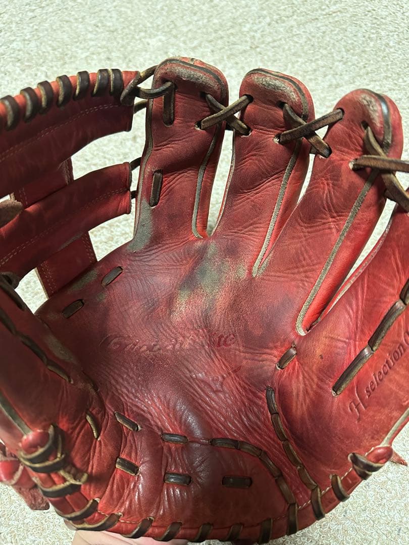 ミズノglobal elite 軟式用　内野手用グローブ