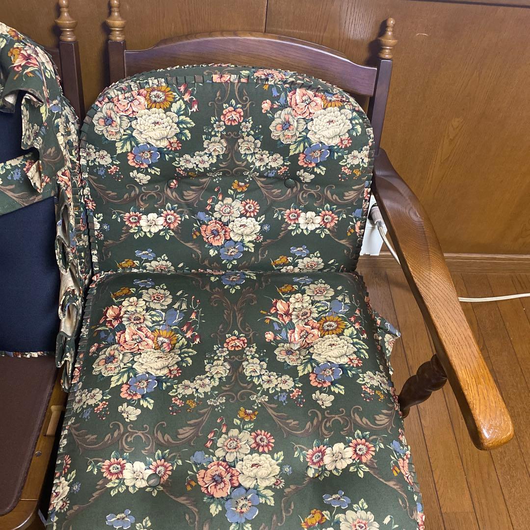 【Okami】飛騨の家具　両手摺つき　1脚