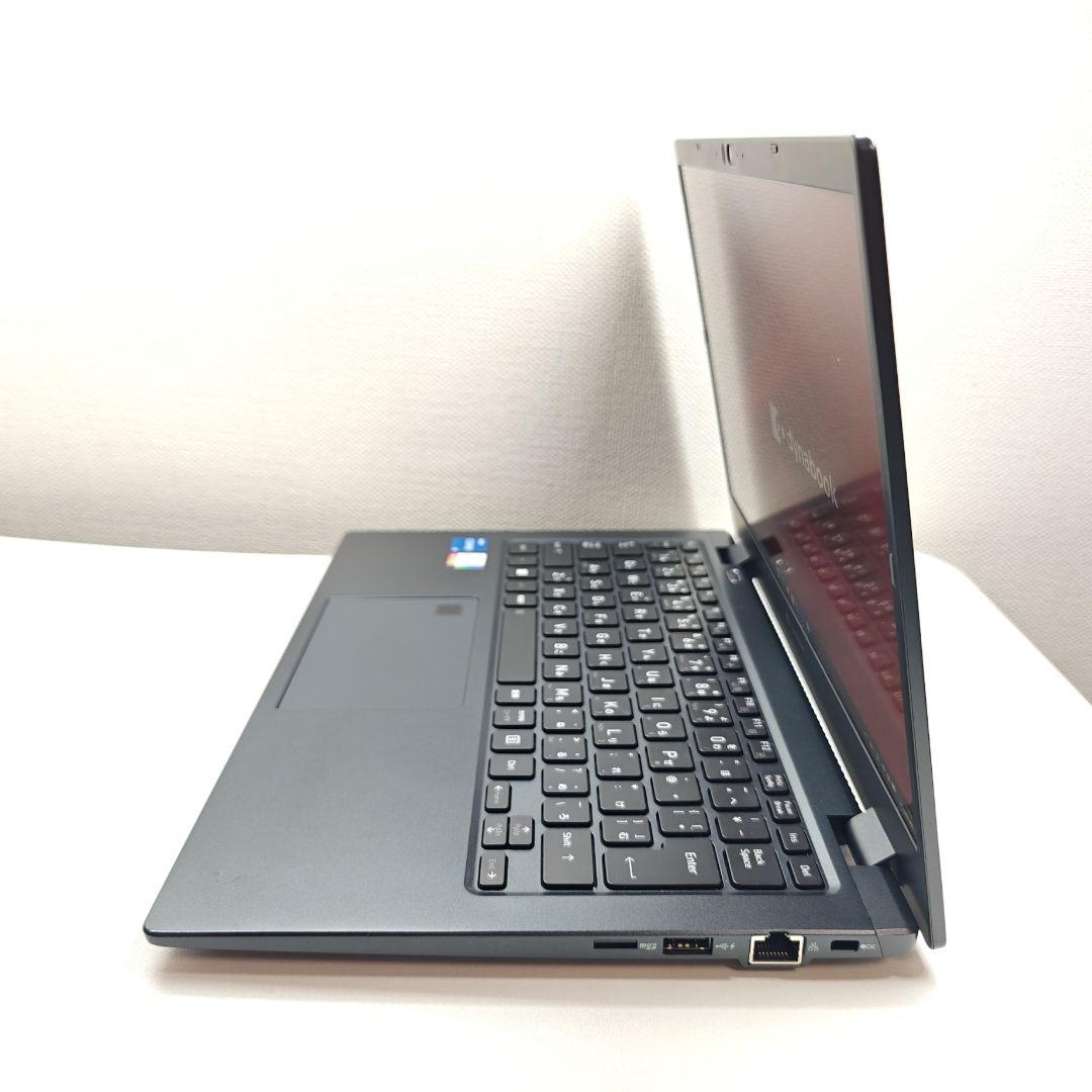 Windowsノート本体 Dynabook G83/HU i5-1135G7 16GB 256gb