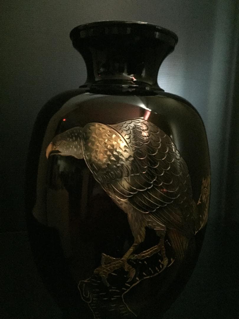 昭和レトロな花瓶　12号花瓶　鷹　新品未使用　年代物