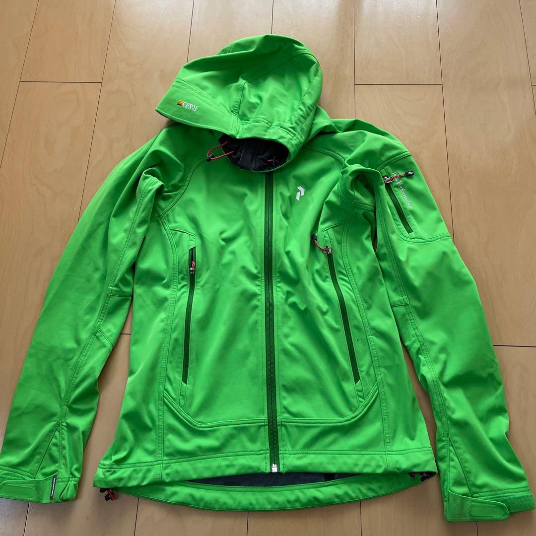 ピークパフォーマンス　　　　　　　　　ソフトシェルジャケット女性用S寸