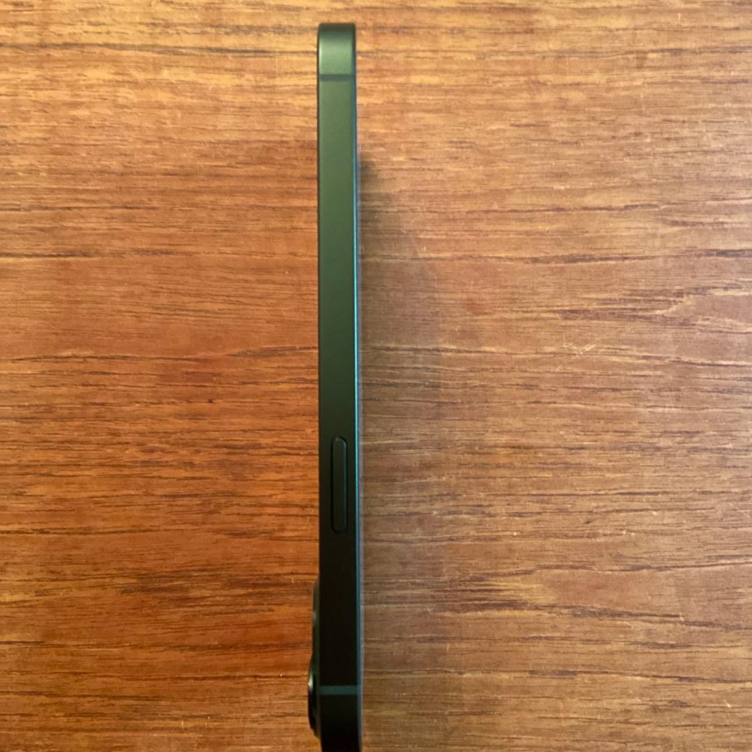 美品　Apple iPhone 13 本体　ミッドナイトグリーン