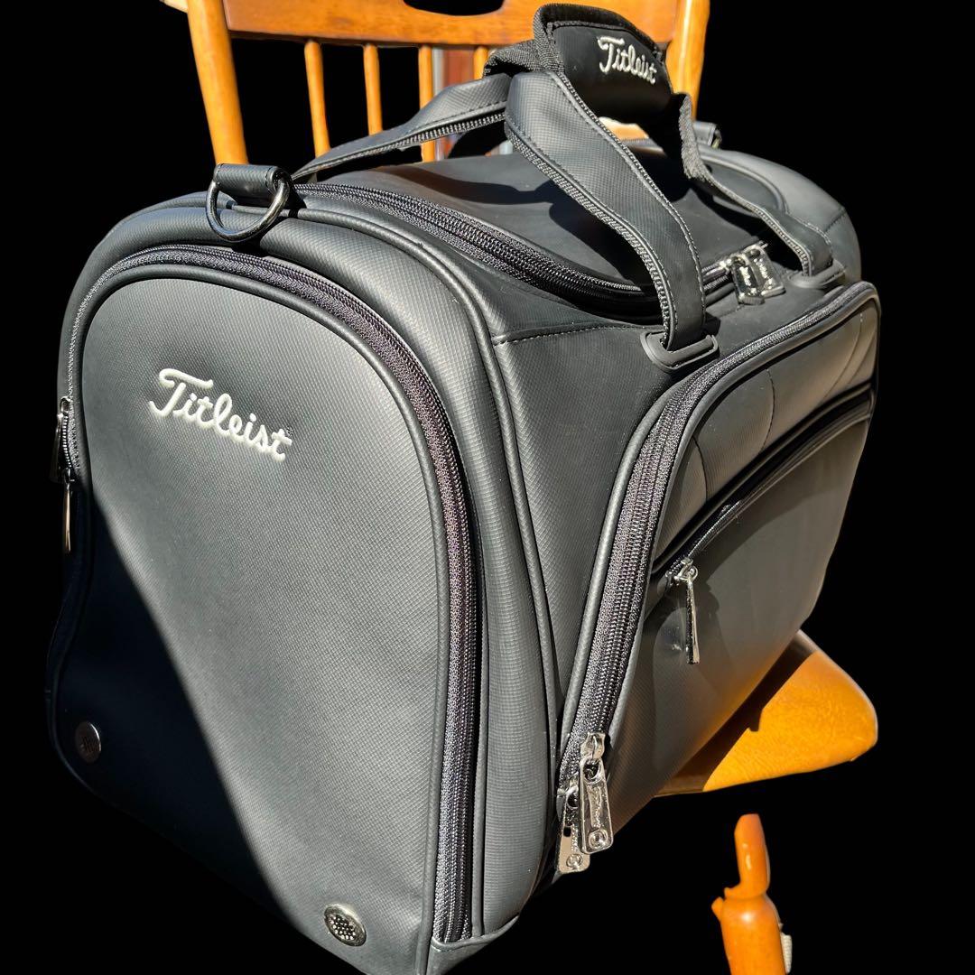 ☆タイトリスト　ゴルフ　ボストンバッグ