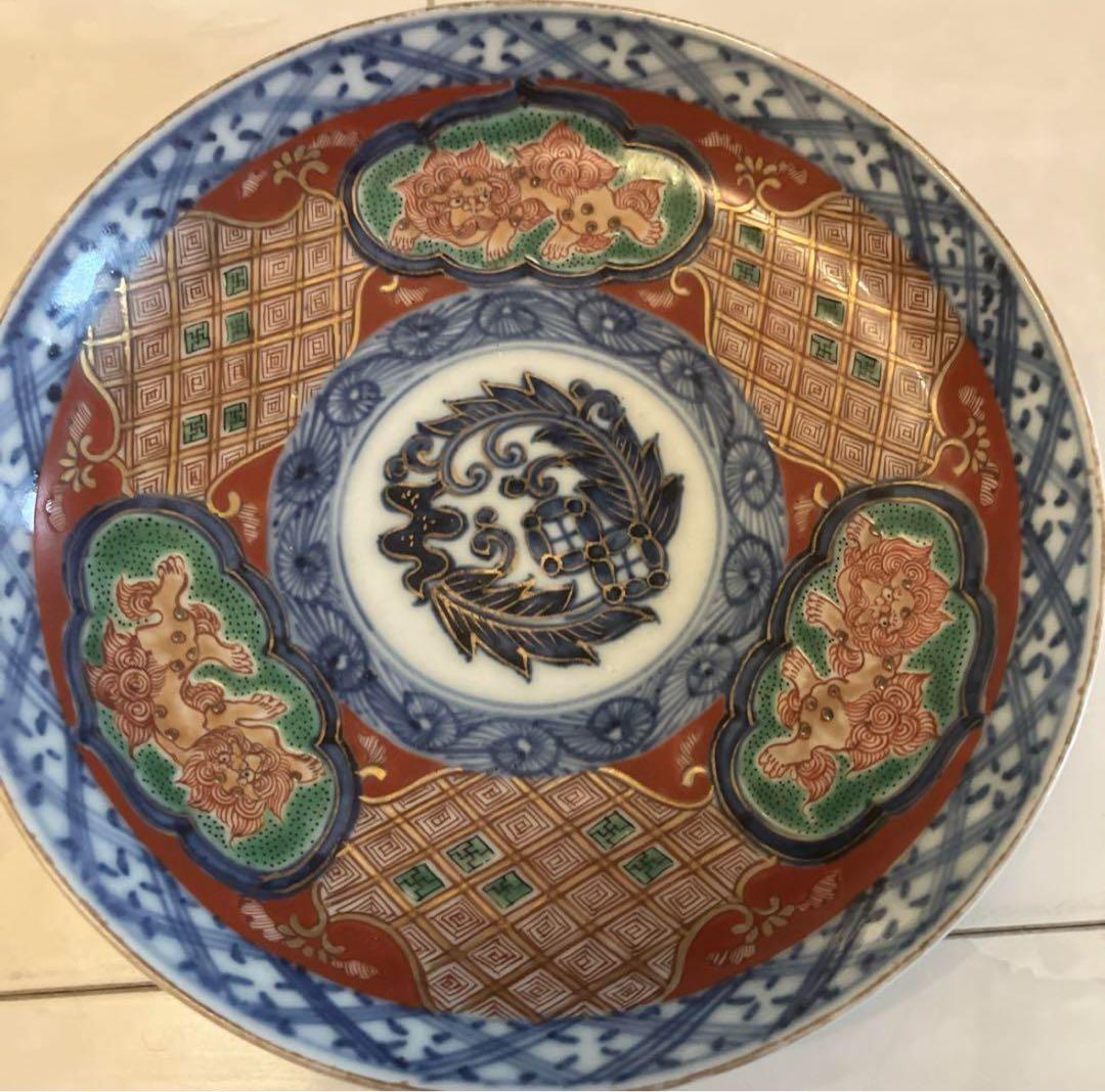 アンティーク九谷焼×伊万里焼狛犬や幾何学模様が精巧に描かれ金彩が美しい豪華絢爛皿