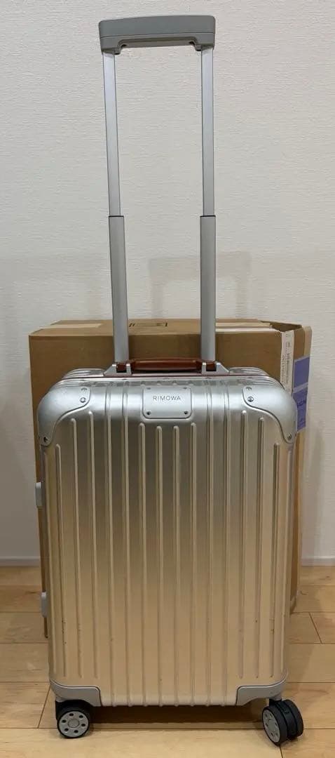 RIMOWAリモワ/キャビン ツイスト シルバー&ブラウン 55×40×23cm