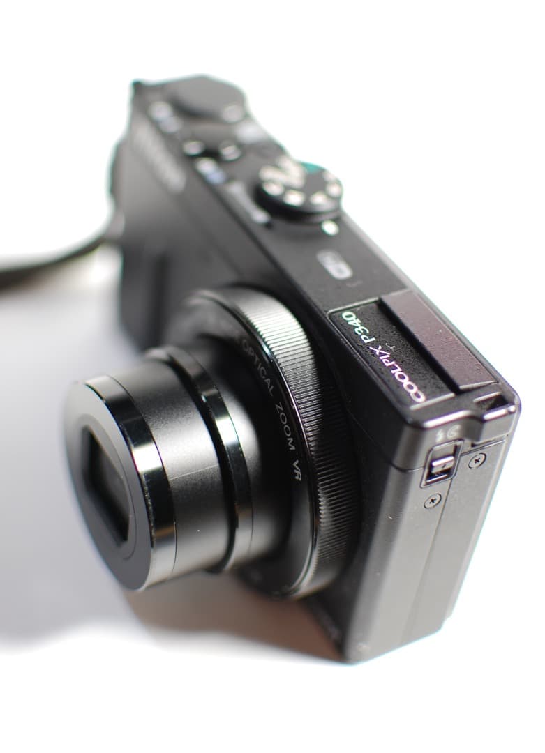 デジタルカメラ NIKON P340