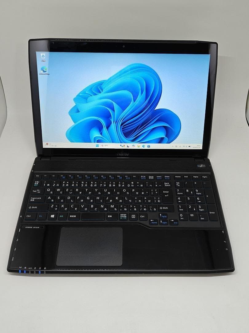 【FUJITSU】爆速 Core i7/新品SSD128GB 16GB D12