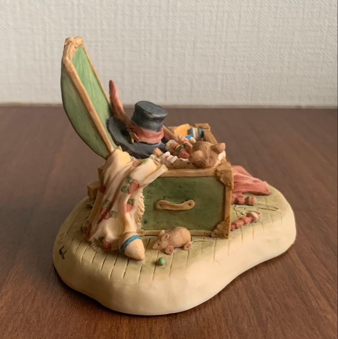 おもちゃ箱 のばらの村のものがたり ブランブリーヘッジ フィギュリン 置物