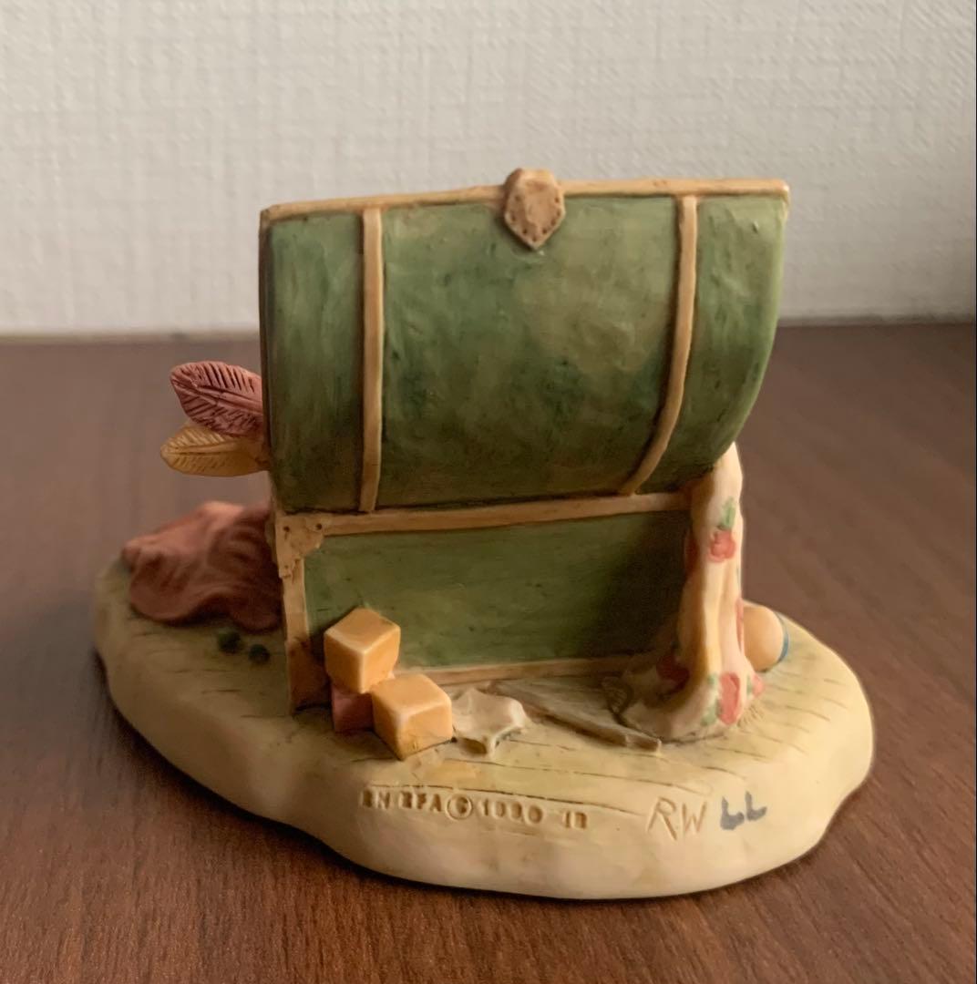 おもちゃ箱 のばらの村のものがたり ブランブリーヘッジ フィギュリン 置物