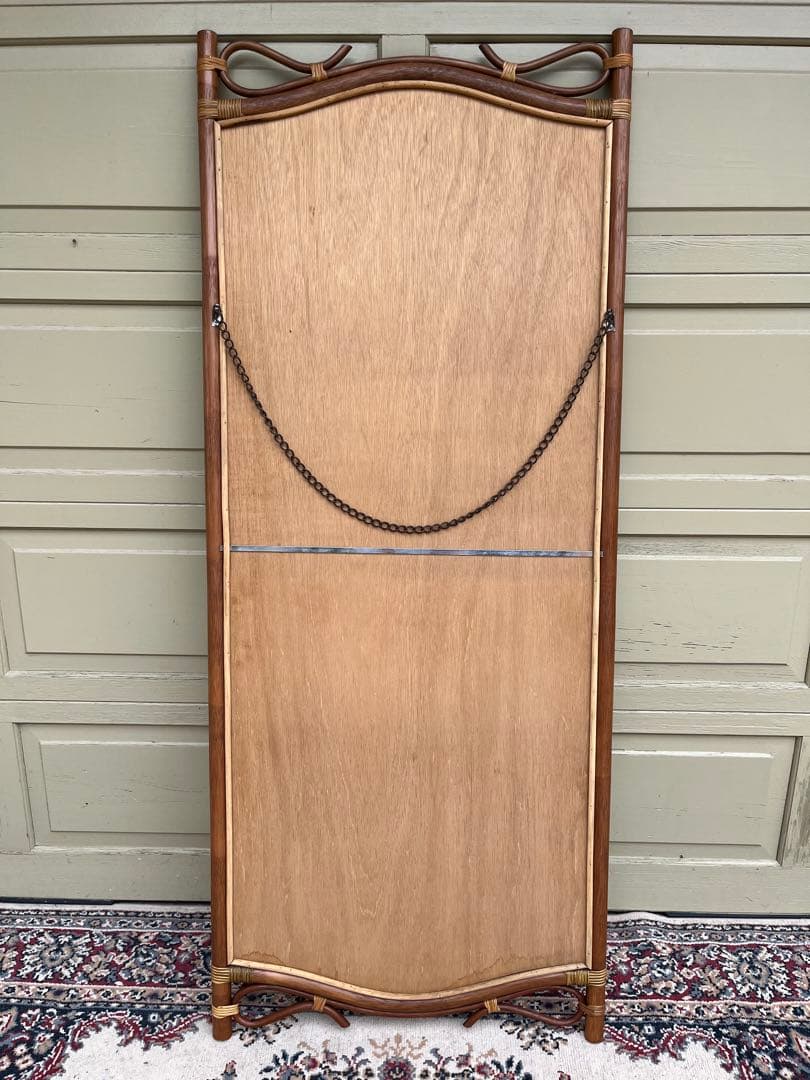 木製スタンドミラー 大きめ 曲線デザイン