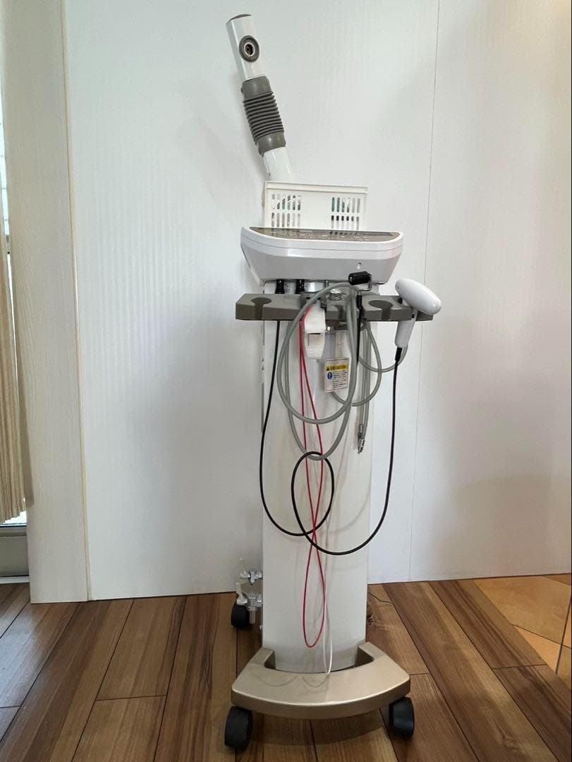 美品　タカラベルモント エトロワヴァン ノーブル BM-FT401N 複合美顔器